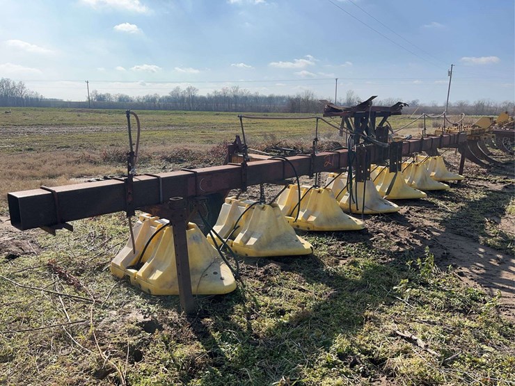 shop-built-hooded-sprayer-image-1