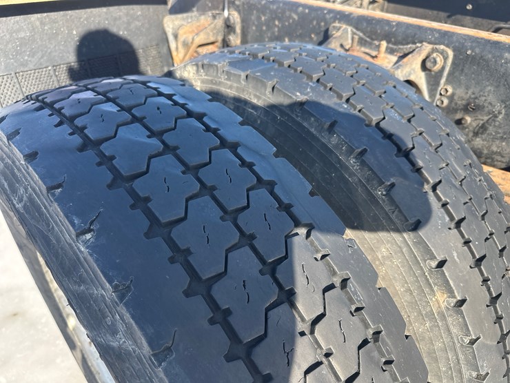 2012-ford-f650-image-57