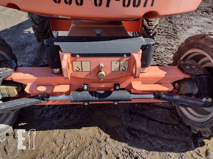 2015-jlg-340aj-image-15