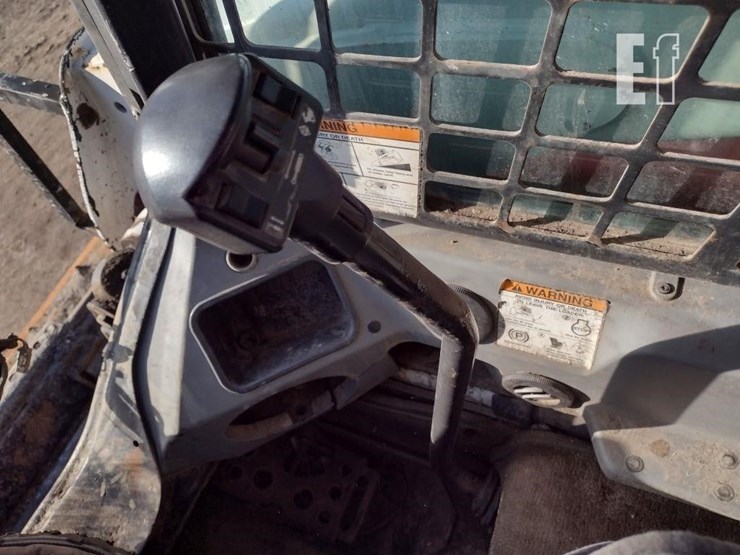 2013-bobcat-s630-image-9