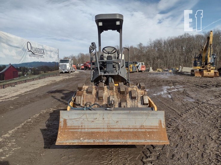 2017-volvo-sd45b-image-2