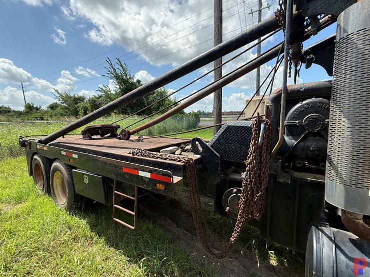 2007-mack-cv713-t/a-65k-gin-pole-winch-truck-image-5