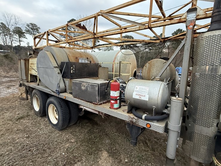 2009-international-workstar-7500-image-5