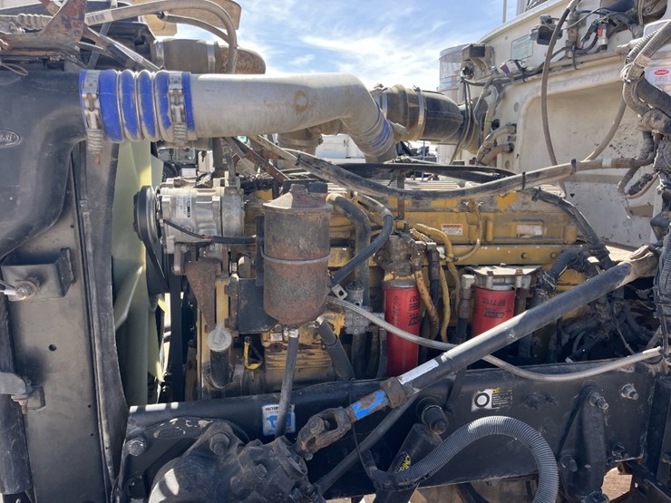 2002-peterbilt-378-image-11