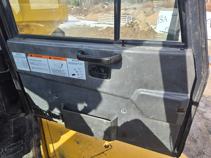 komatsu-hm400-2-image-52