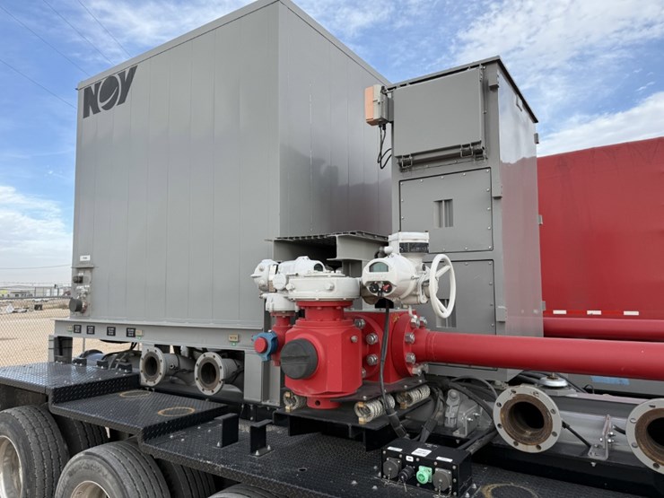 2020-nov-rolligon-big-bore-frac-15k-wp-4-axle-manifold-trailer-image-30