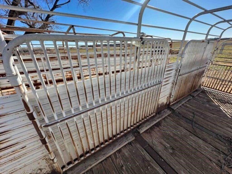 1999-gooseneck-livestock-trailer-image-10