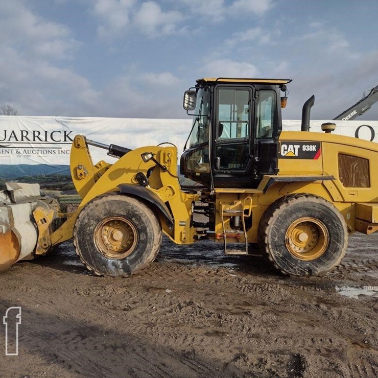 2014 CATERPILLAR 938K