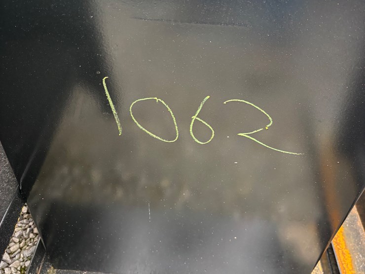 #1062-•-work-bench-28-in.-x-60-in-image-1