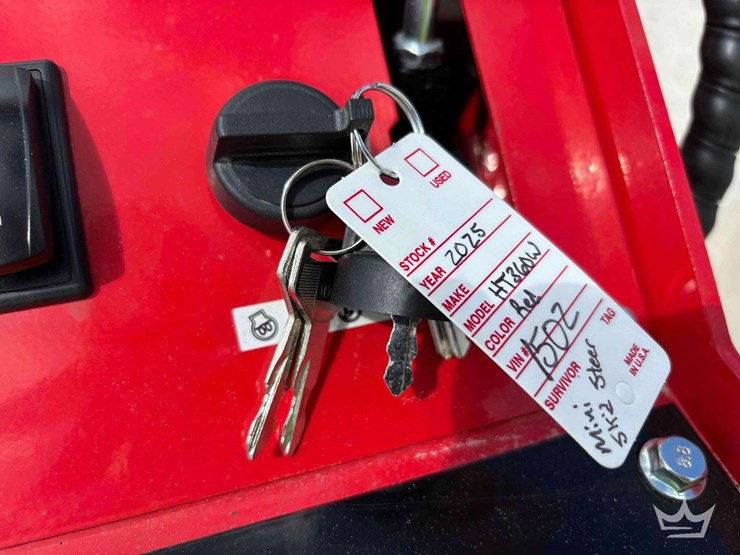 2025-ht360w-mini-walk-behind-track-loader-skid-steer-image-42