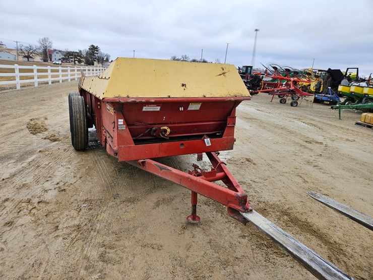 new-holland-185-image-8