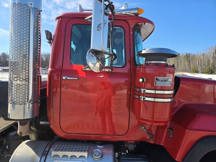 2000-mack-rd688s-image-17