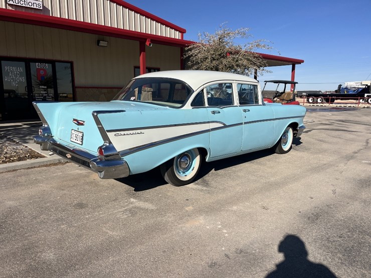1957-chevrolet-210-4-door-sedan-image-7