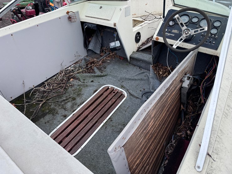 #2040-•-1985-stingray-svb-175ss-boat-(no-title)-image-16