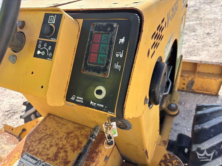 1996-vermeer-v-3550-ride-on-trencher-image-24