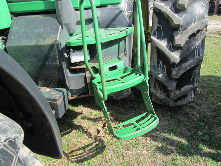 john-deere-8310-image-25