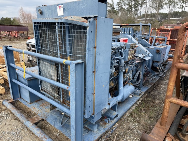 caterpillar-c15-image-1