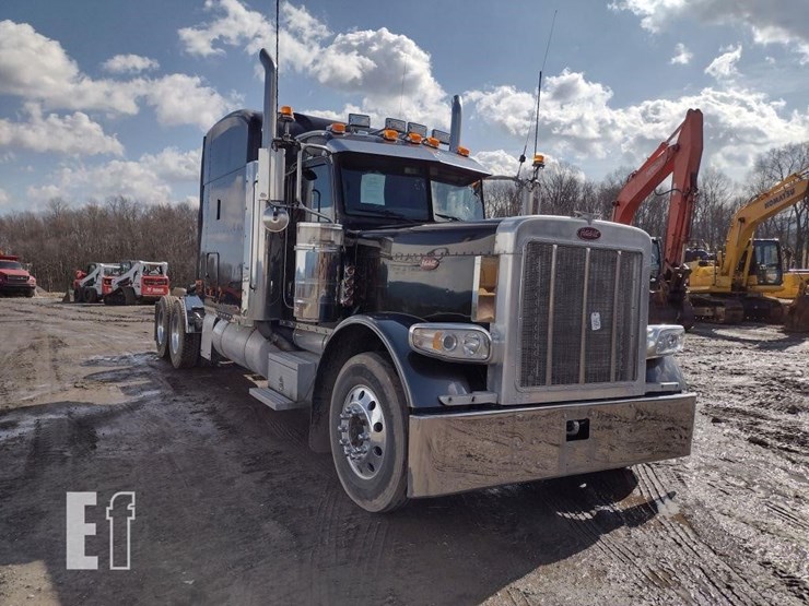 2007-peterbilt-379-image-46