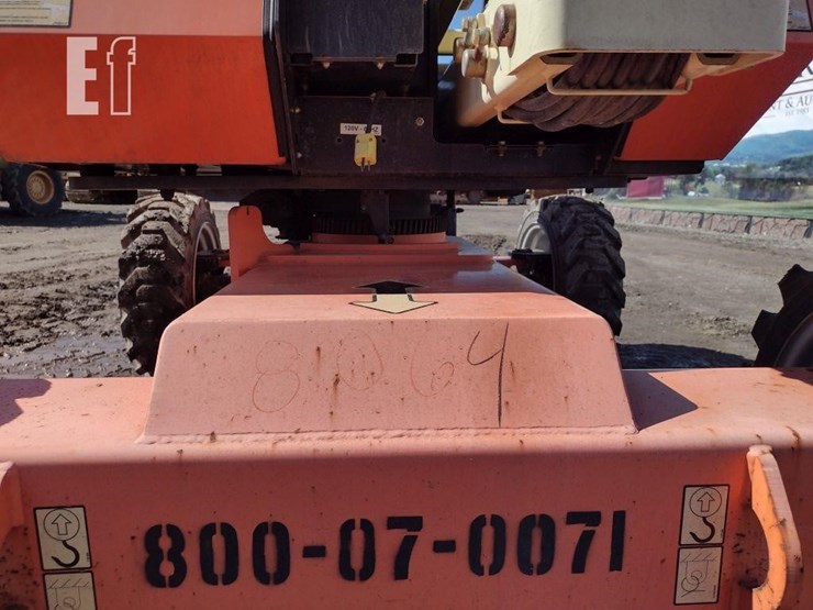 2015-jlg-340aj-image-18