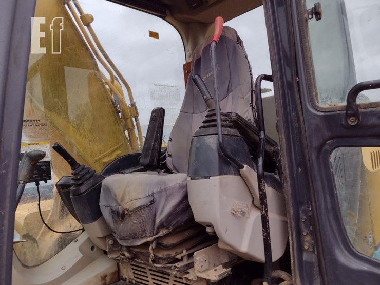 2009-kobelco-sk210-8e-image-12