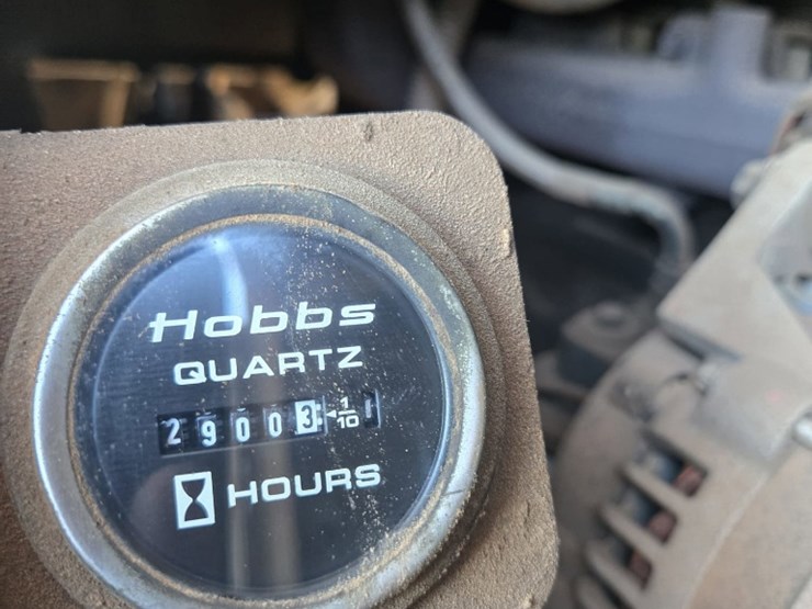 2014-terex-rt230-image-7