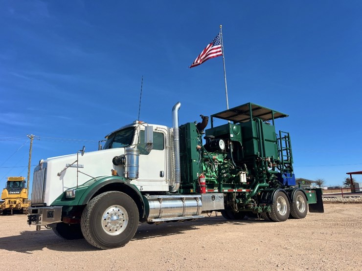 2008-kenworth-t800-image-1