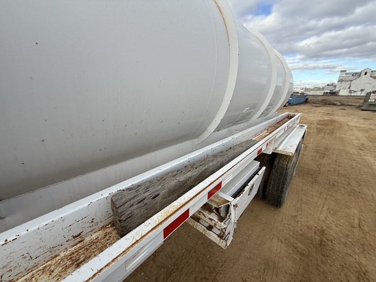 2014-overland-tank-inc-5,460-gal.-2-comp.-t/a-water-transport-trailer-image-10