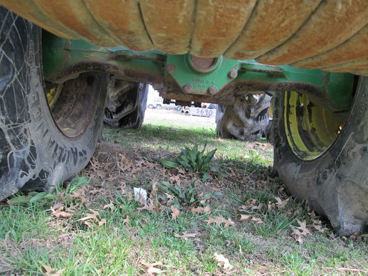 john-deere-8310-image-19