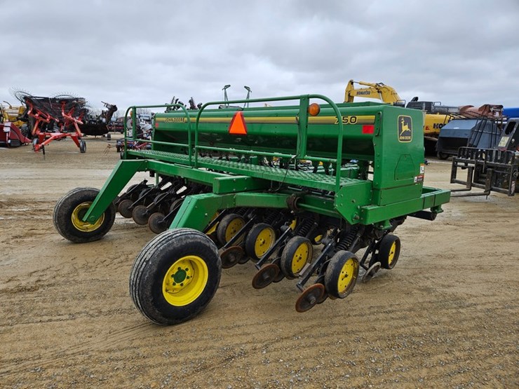 john-deere-15-image-5