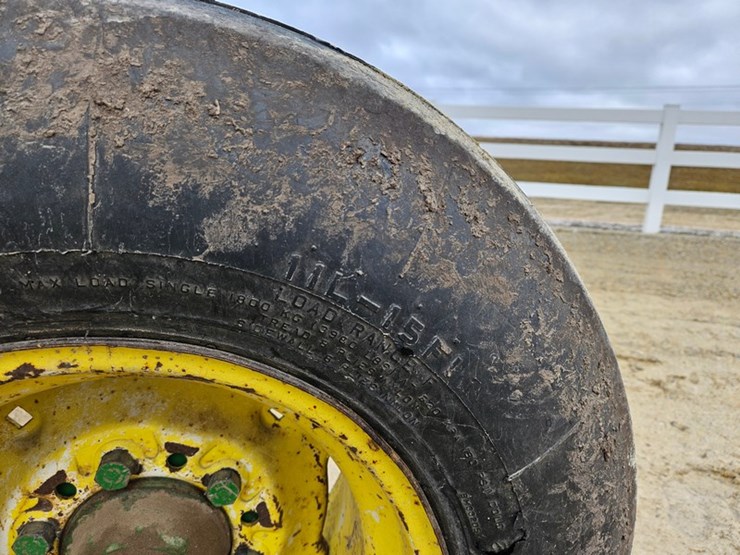 john-deere-15-image-39