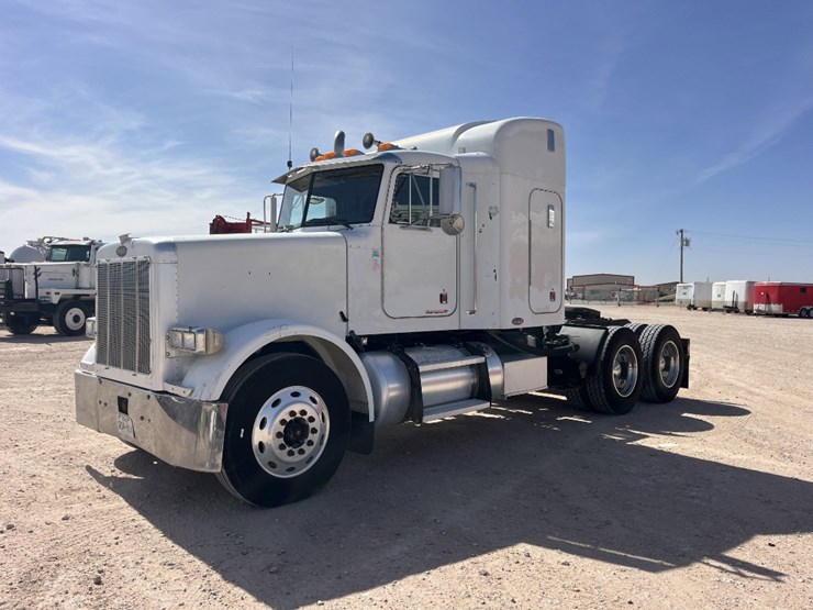 2002-peterbilt-378-image-6