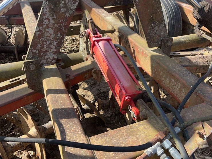 international-490-image-11