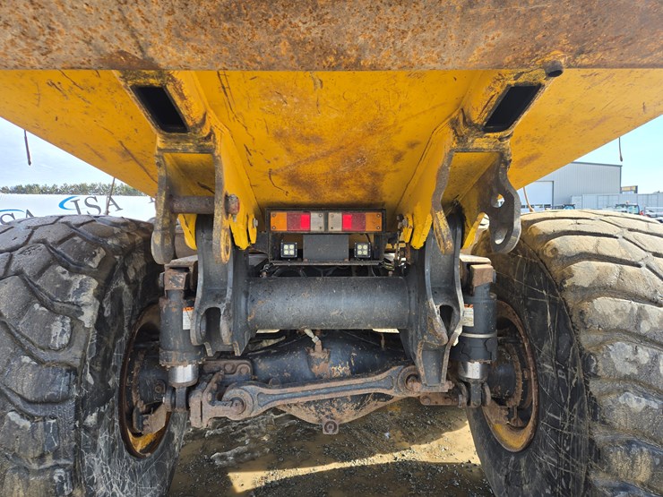 komatsu-hm400-2-image-35