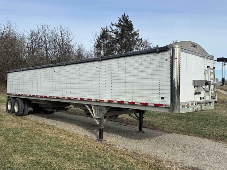 2017-wilson-grain-trailer-image-2