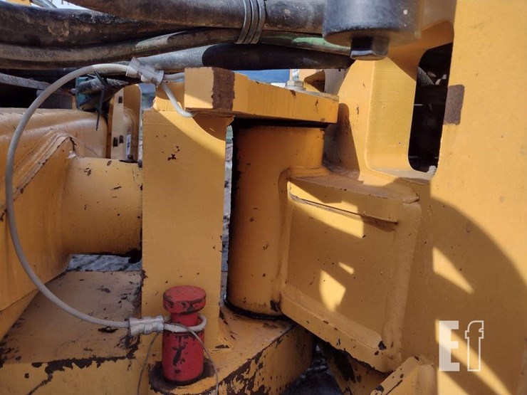 2017-volvo-sd45b-image-21