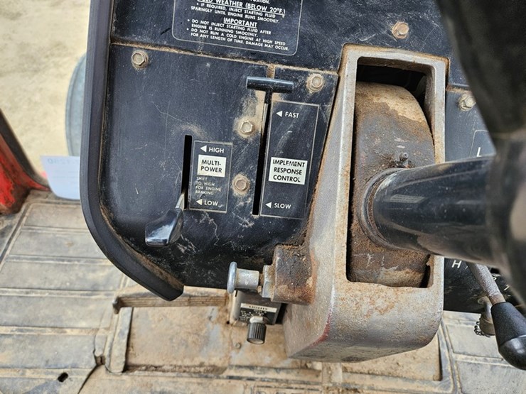 massey-ferguson-1085-image-35