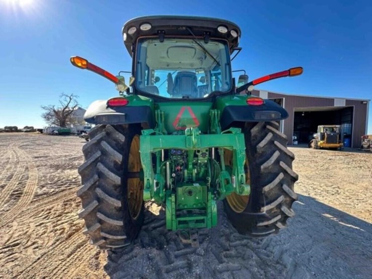 2016-john-deere-7230r-image-4