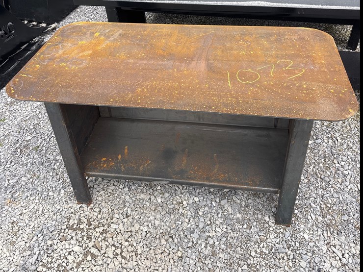 #1073-•-welding-table-30-in.-x-57-in.-image-2