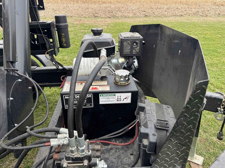 2023-j-&-m-251st-speedtender-image-7