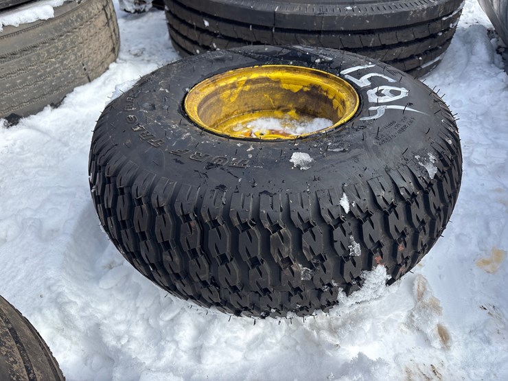 #4051-•-24x9.50-10-with-rim-image-2