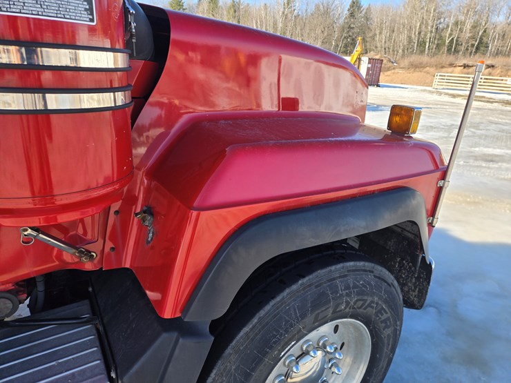 2000-mack-rd688s-image-16