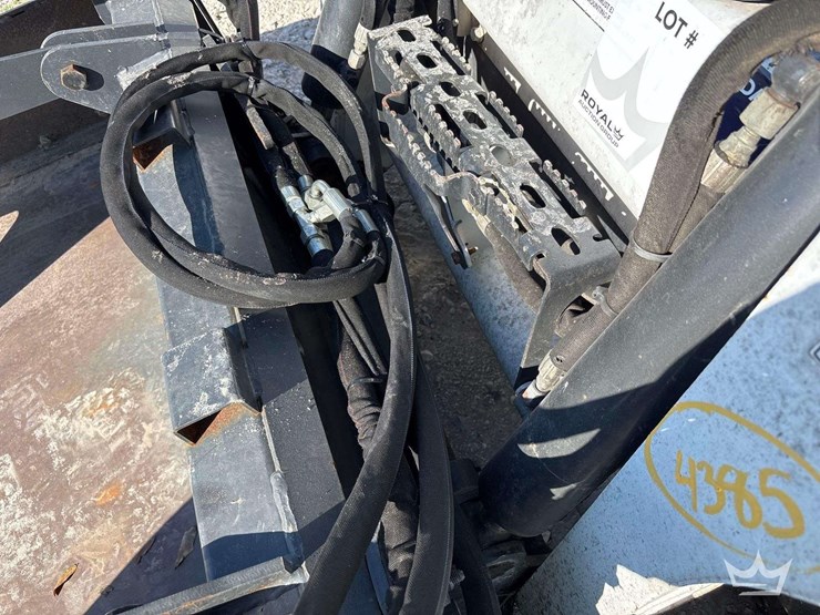 2017-bobcat-t550-image-9