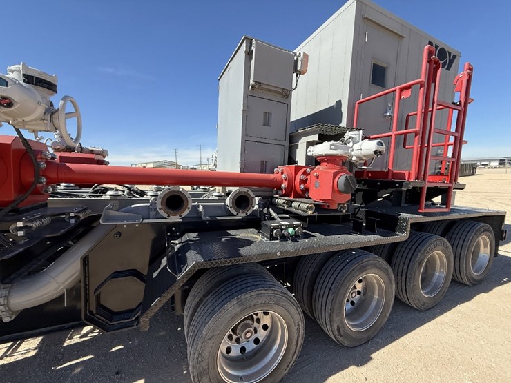 2020-nov-rolligon-big-bore-frac-15k-wp-4-axle-manifold-trailer-image-7