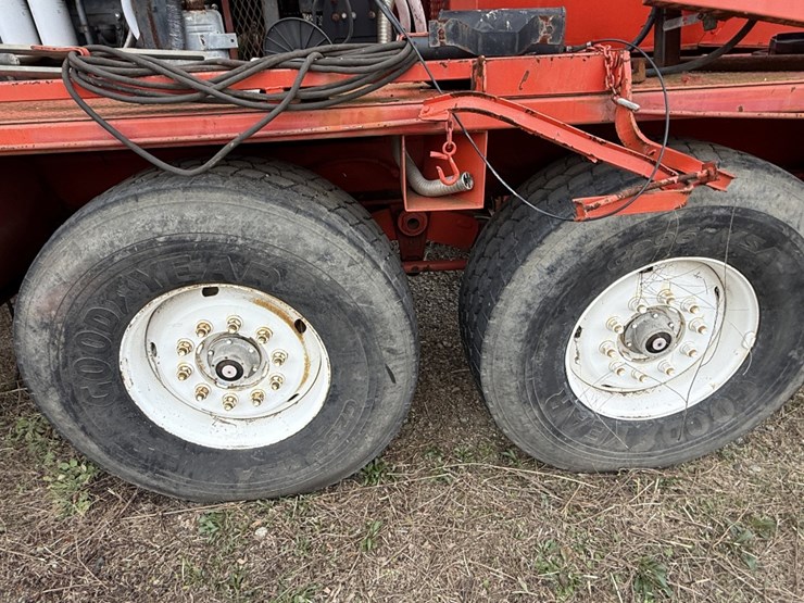 2008-crown-ce600-dd-5-axle-well-service-workover-rig-for-parts-image-3