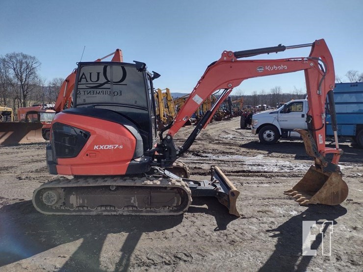 kubota-kx057-5-image-3