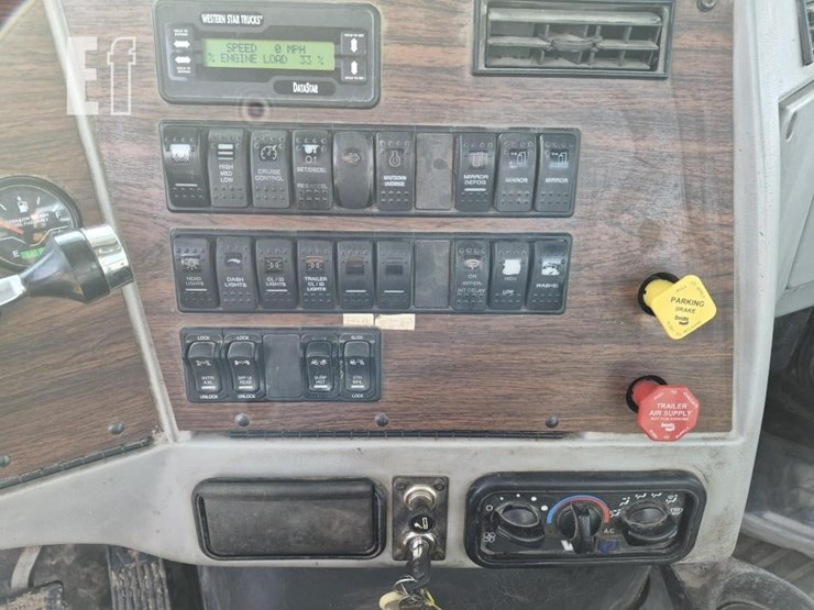 1994-western-star-semi-tractor-9209-image-15