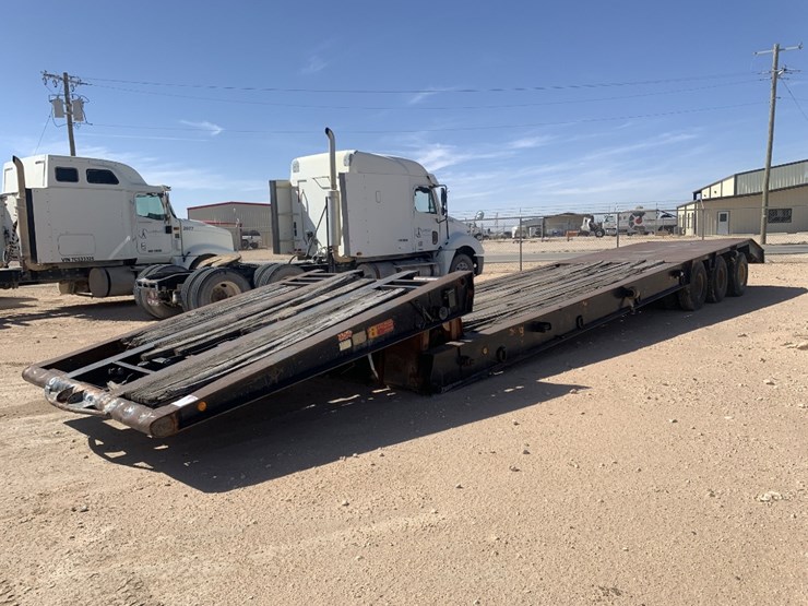 1981-amc-lb-50-3-fg-46-x-8-3-axle-scissorneck-trailer-image-1