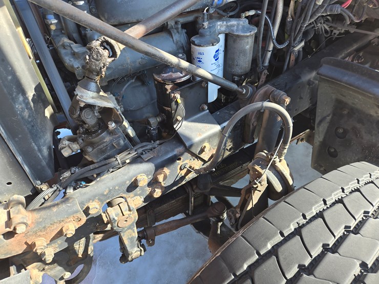 2000-mack-rd688s-image-43