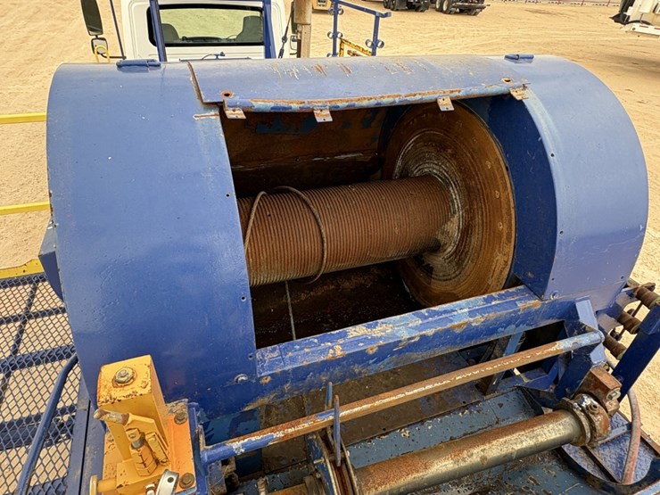 2005-international-7400-image-8