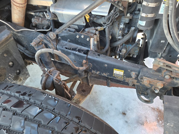 2000-mack-rd688s-image-42